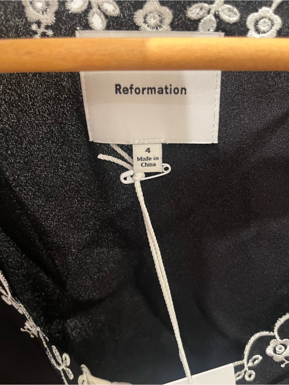 NWT Reformation Marlena Floral Trim Top Black White 4 - Picture 7 of 7